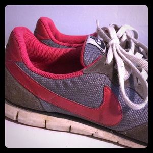 Gray Nike sneakers - Size 10
